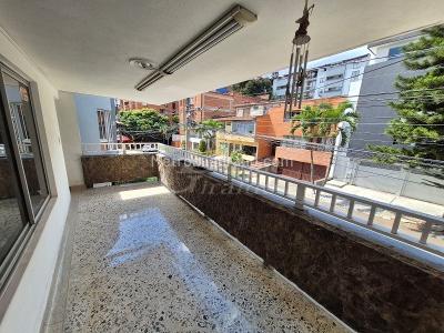 Casa de 5 alcobas en arriendo en Belen, Medellín, 350 m² · foto 2 de 20