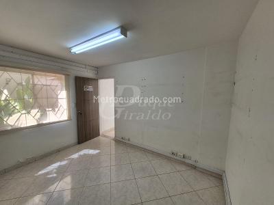 Casa de 5 alcobas en arriendo en Belen, Medellín, 350 m² · foto 5 de 20