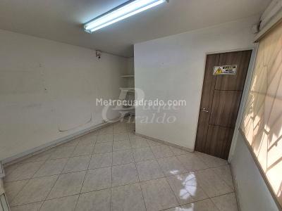 Casa de 5 alcobas en arriendo en Belen, Medellín, 350 m² · foto 6 de 20
