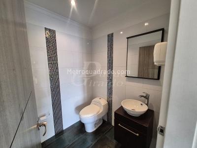 Casa de 5 alcobas en arriendo en Belen, Medellín, 350 m² · foto 16 de 20