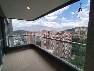 Apartamento de 2 alcobas en arriendo en El Poblado, Medellín, 92 m² · foto 5 de 19