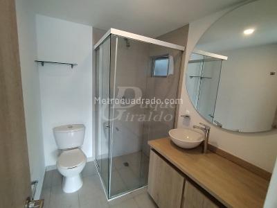 Apartamento de 2 alcobas en arriendo en El Poblado, Medellín, 92 m² · foto 17 de 19