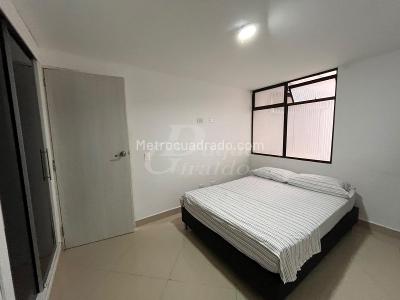 Apartamento de 3 alcobas en arriendo en Conquistadores, Medellín, 150 m² · foto 9 de 13