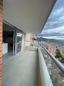 Apartamento en venta en Alto De Las Flores, Sabaneta · foto 6 de 18