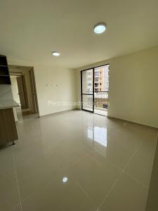 Apartamento de 3 alcobas en venta en Cimarrona, Rionegro, 52 m² · foto 2 de 13
