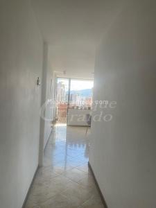 Apartamento en venta en Villa Hermosa, Medellín · foto 2 de 20