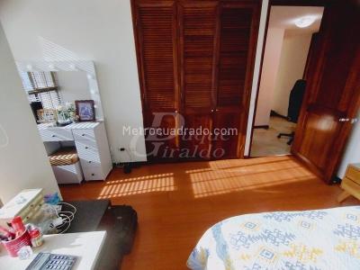 Apartamento de 3 alcobas en arriendo en El Poblado, Medellín, 147 m² · foto 14 de 20