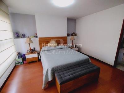Apartamento de 3 alcobas en arriendo en El Poblado, Medellín, 147 m² · foto 16 de 20