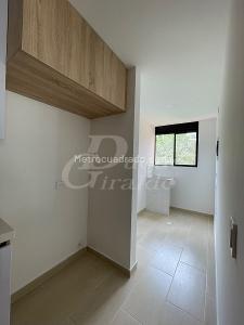 Apartamento en venta en El Salado, Envigado · foto 4 de 17