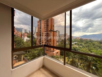 Apartamento de 3 alcobas en arriendo en Los Naranjos, Medellín, 210 m² · foto 5 de 13
