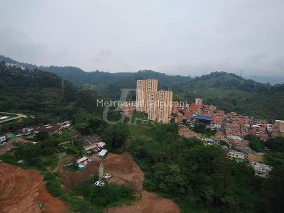Apartamento de 3 alcobas en arriendo en San Jose, Sabaneta, 85 m² · foto 6 de 20