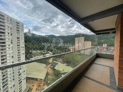 Apartamento de 3 alcobas en arriendo en San Jose, Sabaneta, 85 m² · foto 4 de 13