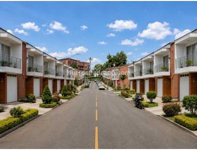 Casa de 3 alcobas en venta en San Antonio De Pereira, Rionegro, 178 m² · foto 18 de 18