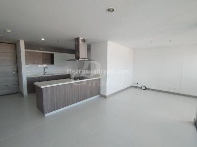 Apartamento de 2 alcobas en arriendo en El Poblado, Medellín, 90 m² · foto 3 de 16