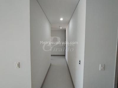 Apartamento de 2 alcobas en arriendo en El Poblado, Medellín, 90 m² · foto 8 de 16