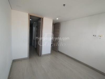Apartamento de 2 alcobas en arriendo en El Poblado, Medellín, 90 m² · foto 9 de 16