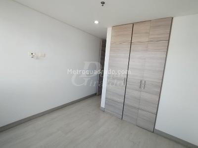 Apartamento de 2 alcobas en arriendo en El Poblado, Medellín, 90 m² · foto 12 de 16