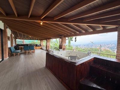 Casa de 4 alcobas en arriendo en La Mina, Envigado, 700 m² · foto 3 de 20