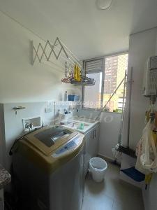 Apartamento de 3 alcobas en venta en La Doctora, Sabaneta, 77 m² · foto 5 de 15