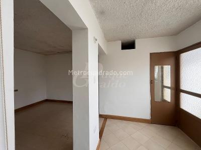 Casa de 5 alcobas en venta en Los Colores, Medellín, 450 m² · foto 17 de 20