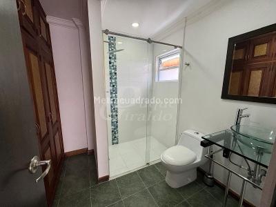 Apartamento en venta en El Tesoro, Medellín · foto 17 de 20