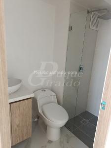 Apartamento de 3 alcobas en arriendo en Cimarrona, Rionegro, 50 m² · foto 2 de 12