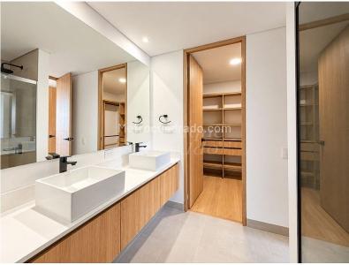 Apartamento en venta en El Poblado, Medellín · foto 20 de 20