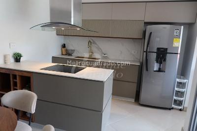 Apartamento de 3 alcobas en venta en El Salado, Envigado, 74 m² · foto 7 de 20