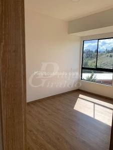 Apartamento de 2 alcobas en arriendo en Barro Blanco, Rionegro, 76 m² · foto 2 de 20