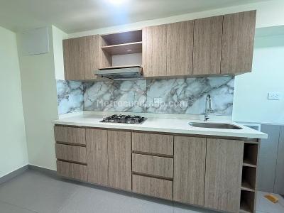 Apartamento en arriendo en Alto Bonito, Rionegro · foto 3 de 13