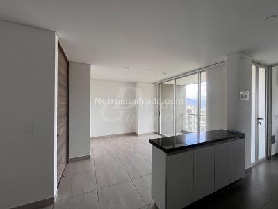 Apartamento de 2 alcobas en arriendo en El Poblado, Medellín, 90 m² · foto 4 de 20