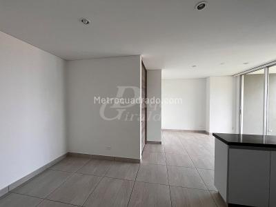 Apartamento de 2 alcobas en arriendo en El Poblado, Medellín, 90 m² · foto 8 de 20