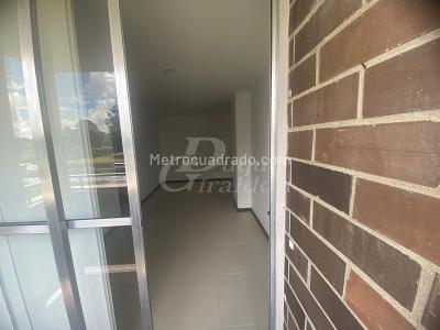 Apartamento de 3 alcobas en arriendo en San Antonio De Pereira, Rionegro, 76 m² · foto 6 de 16