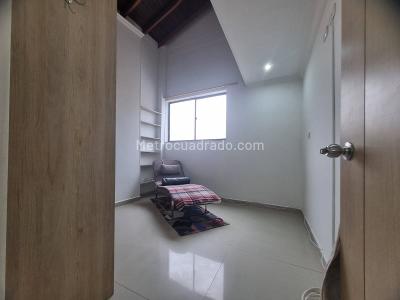 Apartamento de 3 alcobas en venta en El Velodromo, Medellín, 120 m² · foto 10 de 20