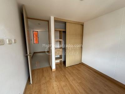 Apartamento de 3 alcobas en arriendo en Camino Verde, Envigado, 96 m² · foto 11 de 16