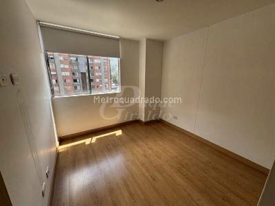 Apartamento de 3 alcobas en arriendo en Camino Verde, Envigado, 96 m² · foto 8 de 16