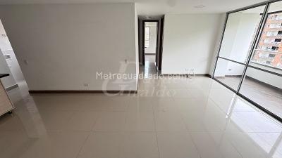 Apartamento de 3 alcobas en arriendo en Señorial, Envigado, 85 m² · foto 4 de 11
