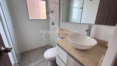 Apartamento de 3 alcobas en arriendo en Señorial, Envigado, 85 m² · foto 7 de 11