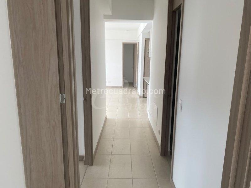Spacious 3BR Apartment in El Porvenir - 3