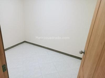 Casa de 3 alcobas en arriendo en San Pablo, Medellín, 65 m² · foto 4 de 15