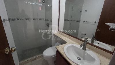 Apartamento de 3 alcobas en arriendo en Loma De Cumbres, Envigado, 75 m² · foto 10 de 11