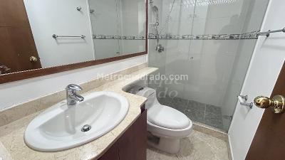 Apartamento de 3 alcobas en arriendo en Loma De Cumbres, Envigado, 75 m² · foto 11 de 11