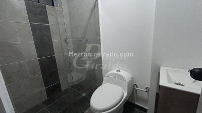 Apartaestudio en arriendo en El Dorado, Envigado, 35 m² · foto 3 de 3