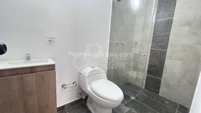 Apartaestudio en arriendo en El Dorado, Envigado, 35 m² · foto 3 de 3
