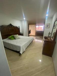 Apartamento de 4 alcobas en venta en El Poblado, Medellín, 425 m² · foto 8 de 14