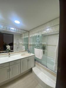Apartamento de 4 alcobas en venta en El Poblado, Medellín, 425 m² · foto 14 de 14