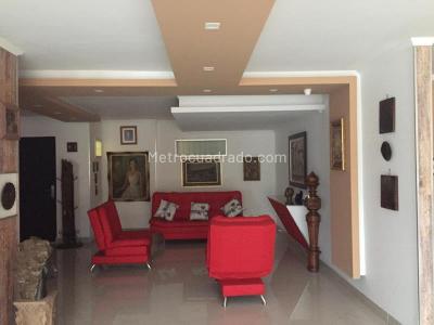 Apartamento en venta en El Poblado, Medellín · foto 6 de 20