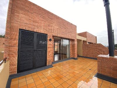 Casa de 4 alcobas en venta en Mora Verde Etapa 1, Bogotá, 235 m² · foto 15 de 20