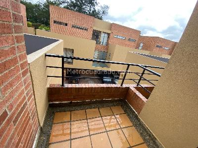 Casa de 4 alcobas en venta en Mora Verde Etapa 1, Bogotá, 235 m² · foto 7 de 20