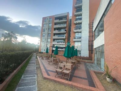 Apartamento en venta en Arrayanes Reserva De Moraverde, Bogotá · foto 2 de 13